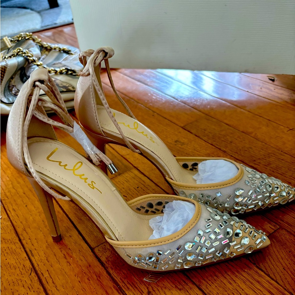 Size 7.5 never worn brand new heels